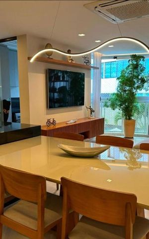 Apartamento à venda com 123m², 3 quartos e 2 vagas Apartamento à venda com 123m², 3 quartos e 2 vagasSala de Jantar