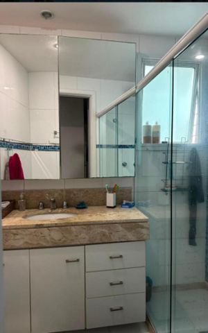 Apartamento à venda com 123m², 3 quartos e 2 vagas Apartamento à venda com 123m², 3 quartos e 2 vagasBanheiro