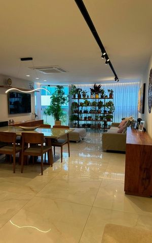 Apartamento à venda com 123m², 3 quartos e 2 vagas Apartamento à venda com 123m², 3 quartos e 2 vagasSala