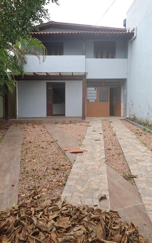 Casa para alugar com 138m², 2 quartos e 3 vagasQuintal