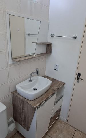 Apartamento para alugar com 47m², 2 quartos e 1 vaga Apartamento para alugar com 47m², 2 quartos e 1 vagaBanheiro