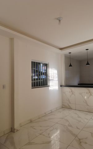 Casa para alugar com 70m², 2 quartos e sem vaga Casa para alugar com 70m², 2 quartos e sem vagaSala