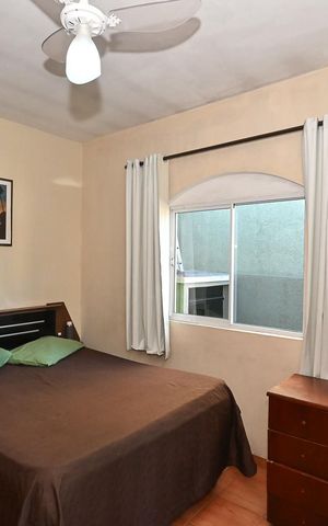 Casa de condomínio à venda com 135m², 3 quartos e 2 vagasSuíte