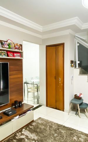 Casa de condomínio para alugar com 74m², 2 quartos e 2 vagas Casa de condomínio para alugar com 74m², 2 quartos e 2 vagasSala