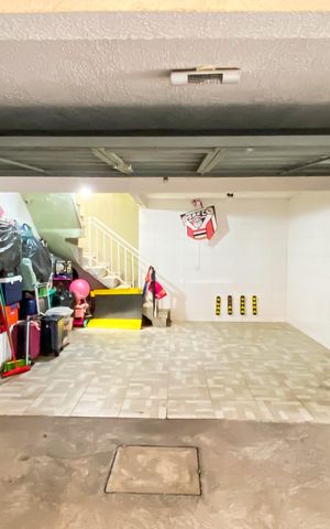 Casa de condomínio para alugar com 74m², 2 quartos e 2 vagas Casa de condomínio para alugar com 74m², 2 quartos e 2 vagasGaragem