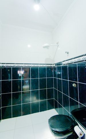 Casa à venda com 173m², 4 quartos e 2 vagasBanheiro Social