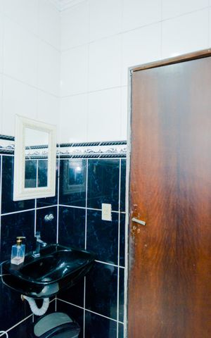 Casa à venda com 173m², 4 quartos e 2 vagasBanheiro Social
