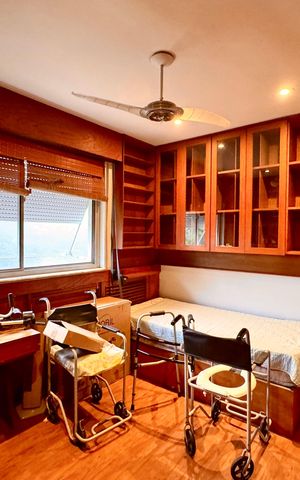 Apartamento para alugar com 180m², 4 quartos e 2 vagas