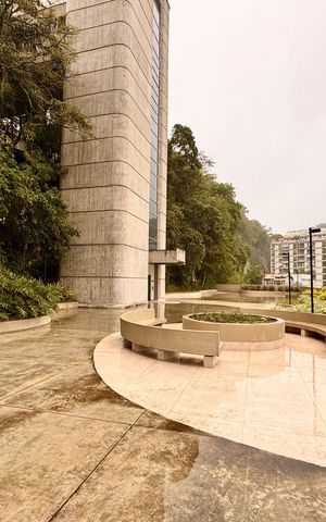 Apartamento para alugar com 180m², 4 quartos e 2 vagas
