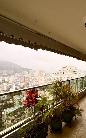 Apartamento para alugar com 180m², 4 quartos e 2 vagas