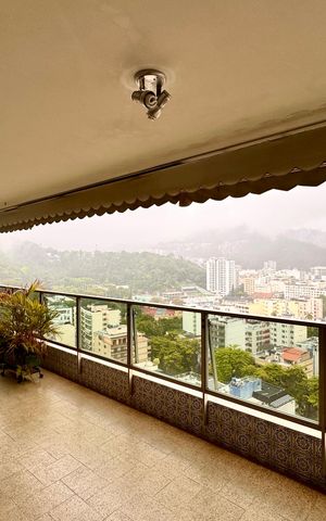 Apartamento para alugar com 180m², 4 quartos e 2 vagas