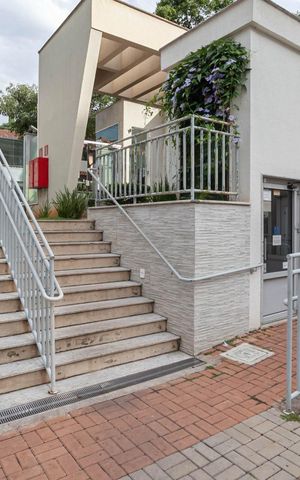 Apartamento à venda com 63m², 2 quartos e 1 vaga Apartamento à venda com 63m², 2 quartos e 1 vagaEntrada
