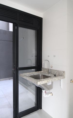 Apartamento à venda com 99m², 2 quartos e 2 vagasÁrea de Serviço