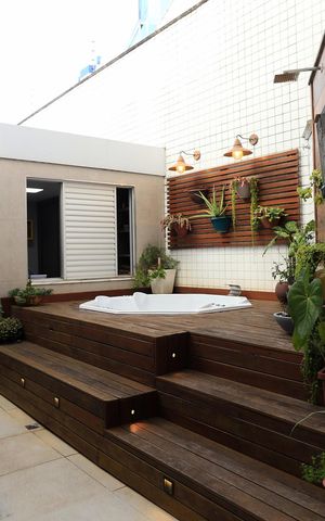 Apartamento à venda com 120m², 3 quartos e 4 vagas Apartamento à venda com 120m², 3 quartos e 4 vagasÁrea externa
