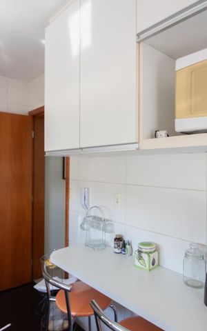 Apartamento à venda com 190m², 4 quartos e 4 vagas Apartamento à venda com 190m², 4 quartos e 4 vagasCozinha