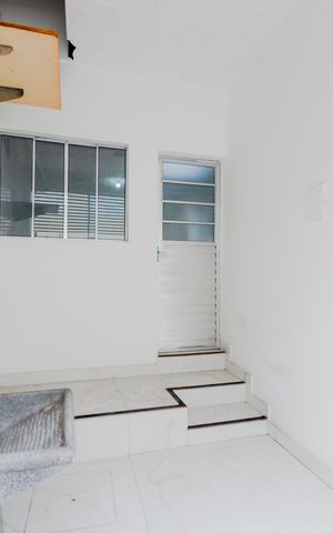 Casa para alugar com 80m², 2 quartos e sem vagaÁrea de Serviço