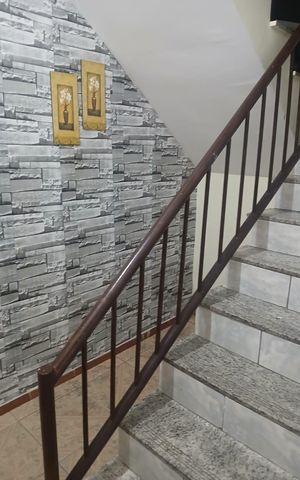 Casa à venda com 151m², 3 quartos e 2 vagas Casa à venda com 151m², 3 quartos e 2 vagasÁrea externa