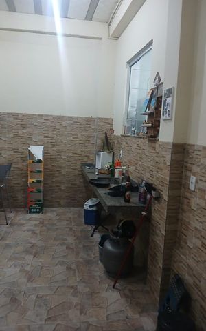 Casa à venda com 151m², 3 quartos e 2 vagas Casa à venda com 151m², 3 quartos e 2 vagasÁrea de serviço