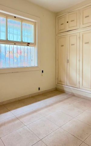 Casa à venda com 360m², 4 quartos e 1 vaga Casa à venda com 360m², 4 quartos e 1 vagaQuarto 2
