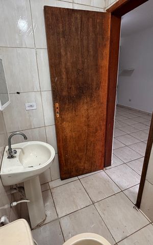 Casa de condomínio para alugar com 40m², 2 quartos e 1 vaga Casa de condomínio para alugar com 40m², 2 quartos e 1 vagaBanheiro