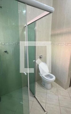 Casa para alugar com 135m², 3 quartos e 4 vagas Casa para alugar com 135m², 3 quartos e 4 vagasBanheiro