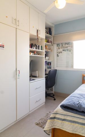 Apartamento à venda com 145m², 4 quartos e 2 vagas Apartamento à venda com 145m², 4 quartos e 2 vagasSuíte 3