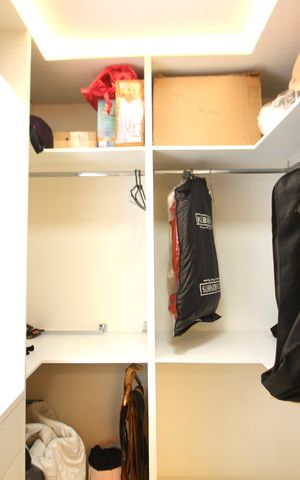 Apartamento à venda com 35m², 2 quartos e 1 vaga Apartamento à venda com 35m², 2 quartos e 1 vagaCloset
