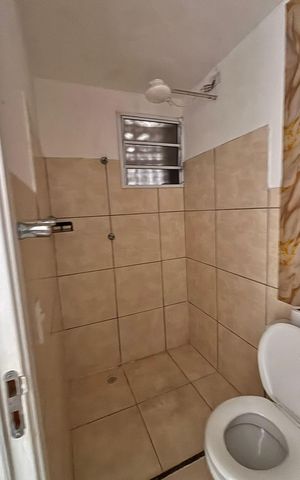Apartamento para alugar com 48m², 2 quartos e 1 vaga Apartamento para alugar com 48m², 2 quartos e 1 vagaBanheiro