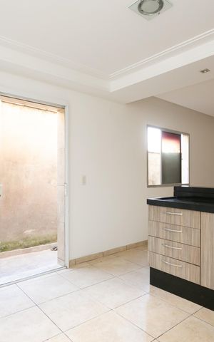 Casa para alugar com 96m², 3 quartos e sem vaga Casa para alugar com 96m², 3 quartos e sem vagaCozinha - Armários