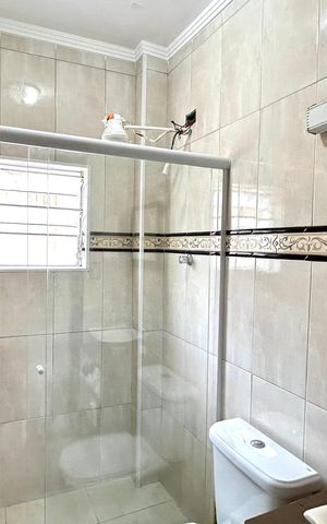 Casa à venda com 125m², 3 quartos e 1 vaga Casa à venda com 125m², 3 quartos e 1 vagaBanheiro 2
