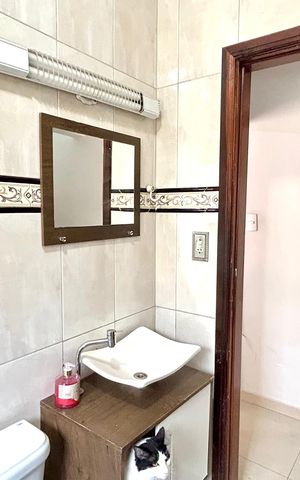 Casa à venda com 125m², 3 quartos e 1 vaga Casa à venda com 125m², 3 quartos e 1 vagaBanheiro 2