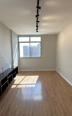 Apartamento à venda com 63m², 2 quartos e 1 vagaSala