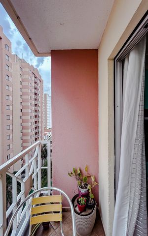 Apartamento à venda com 54m², 2 quartos e 1 vagaVaranda