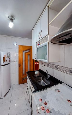 Apartamento à venda com 54m², 2 quartos e 1 vagaCozinha