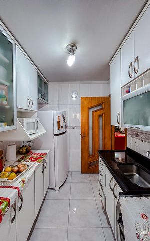 Apartamento à venda com 54m², 2 quartos e 1 vagaCozinha