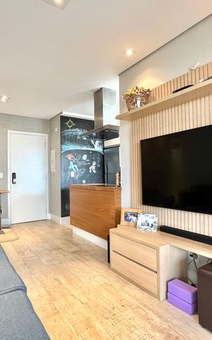 Apartamento à venda com 74m², 2 quartos e 1 vaga Apartamento à venda com 74m², 2 quartos e 1 vagaSala