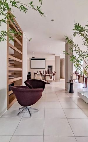 Apartamento à venda com 74m², 2 quartos e 1 vaga Apartamento à venda com 74m², 2 quartos e 1 vagaÁrea comum - Salão de festas