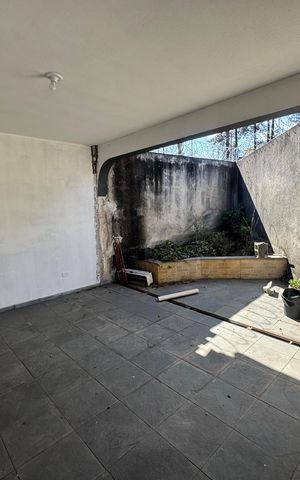 Casa para alugar com 328m², 6 quartos e 4 vagas Casa para alugar com 328m², 6 quartos e 4 vagasGaragem