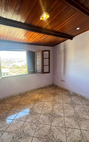 Casa para alugar com 328m², 6 quartos e 4 vagas Casa para alugar com 328m², 6 quartos e 4 vagasQuarto