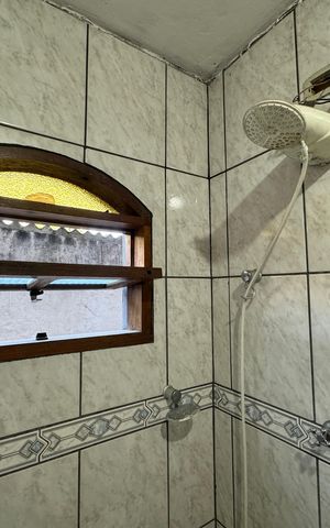 Casa para alugar com 328m², 6 quartos e 4 vagas