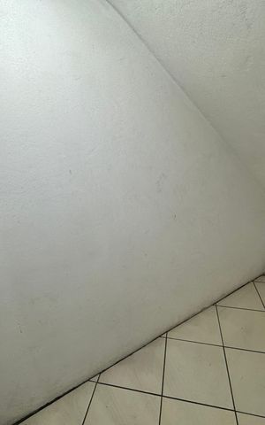 Casa para alugar com 328m², 6 quartos e 4 vagas