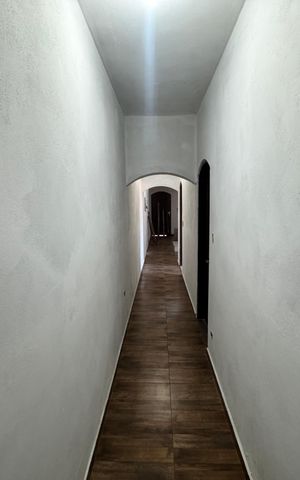 Casa para alugar com 328m², 6 quartos e 4 vagas