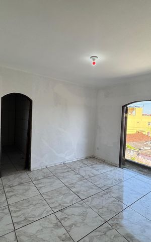 Casa para alugar com 328m², 6 quartos e 4 vagas Casa para alugar com 328m², 6 quartos e 4 vagasSala