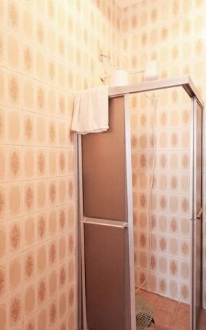Casa para alugar com 141m², 2 quartos e 1 vaga Casa para alugar com 141m², 2 quartos e 1 vagaBanheiro