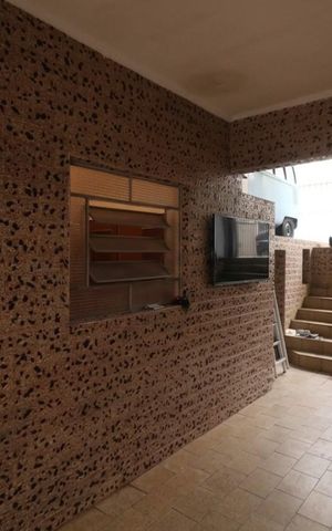 Casa para alugar com 141m², 2 quartos e 1 vaga Casa para alugar com 141m², 2 quartos e 1 vagaÁrea externa