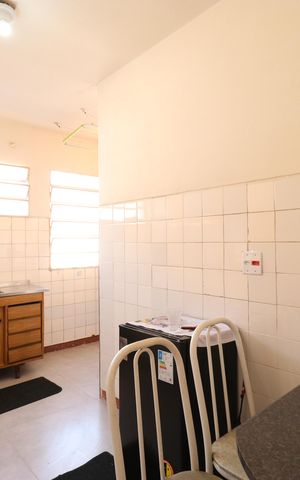 Apartamento para alugar com 95m², 2 quartos e 1 vagaCozinha e Área de serviço 