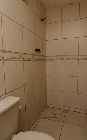 Casa para alugar com 250m², 3 quartos e 3 vagasBanheiro 2