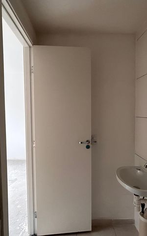 Apartamento para alugar com 39m², 2 quartos e sem vagaBanheiro 