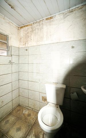 Casa à venda com 180m², 4 quartos e sem vaga