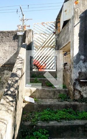 Casa à venda com 180m², 4 quartos e sem vaga